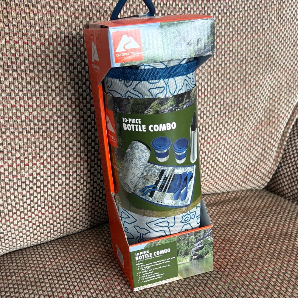 Ozark Trail Blue and White Bottle Combo Set